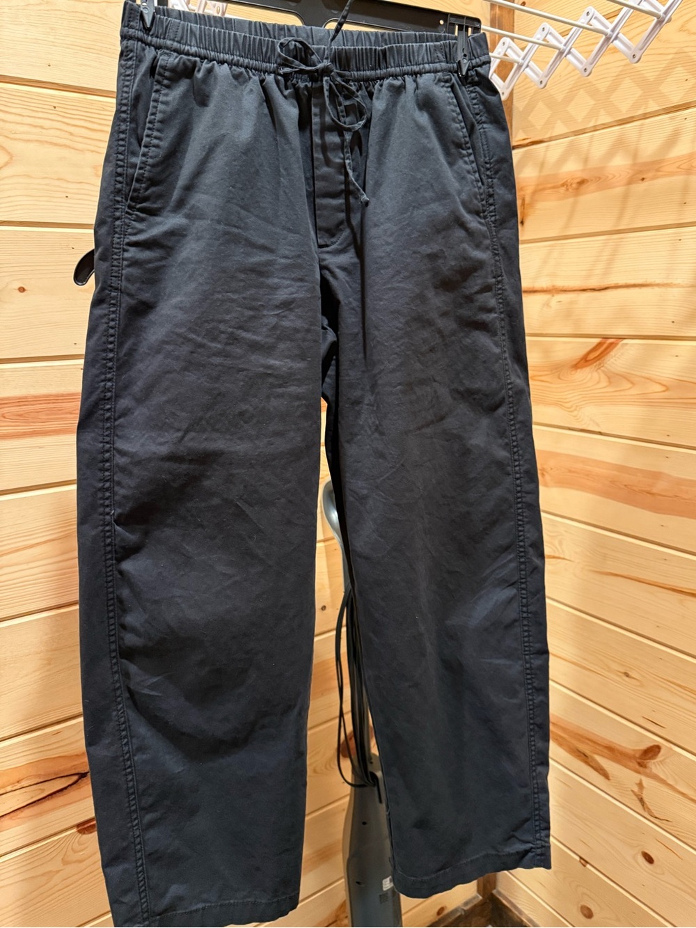 GAP Mid Rise Easy Barrel Khakis NWOT